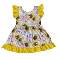 Vestido con volantes de girasol