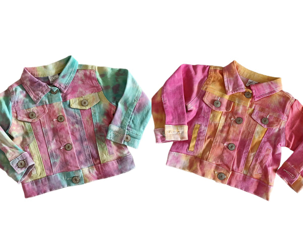 Chaquetas vaqueras con efecto tie-dye